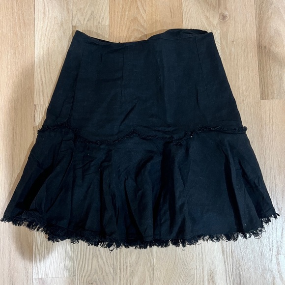 NWOT ruffle frayed edge mini skirt - Picture 3 of 5